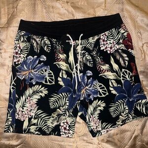 SIZE XL H&M Floral Men’s Shorts
